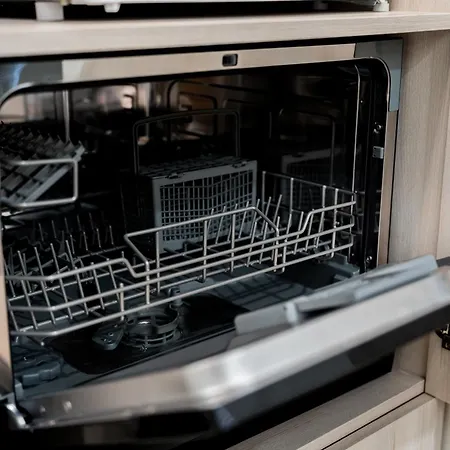 Grunwald Raszynska By Bookinghost * Poznan