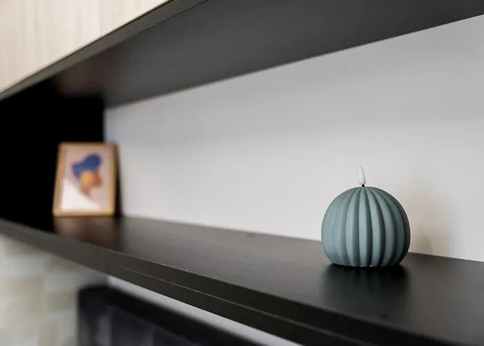 Grunwald Raszynska By Bookinghost Poznań