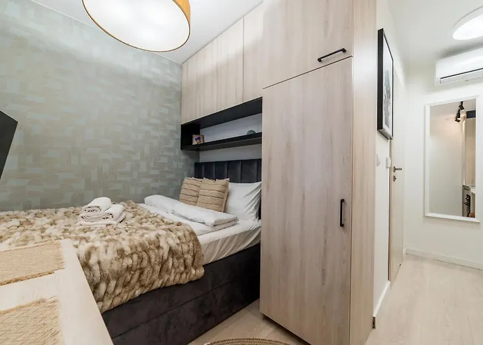 Lägenhet Grunwald Raszynska By Bookinghost Poznań